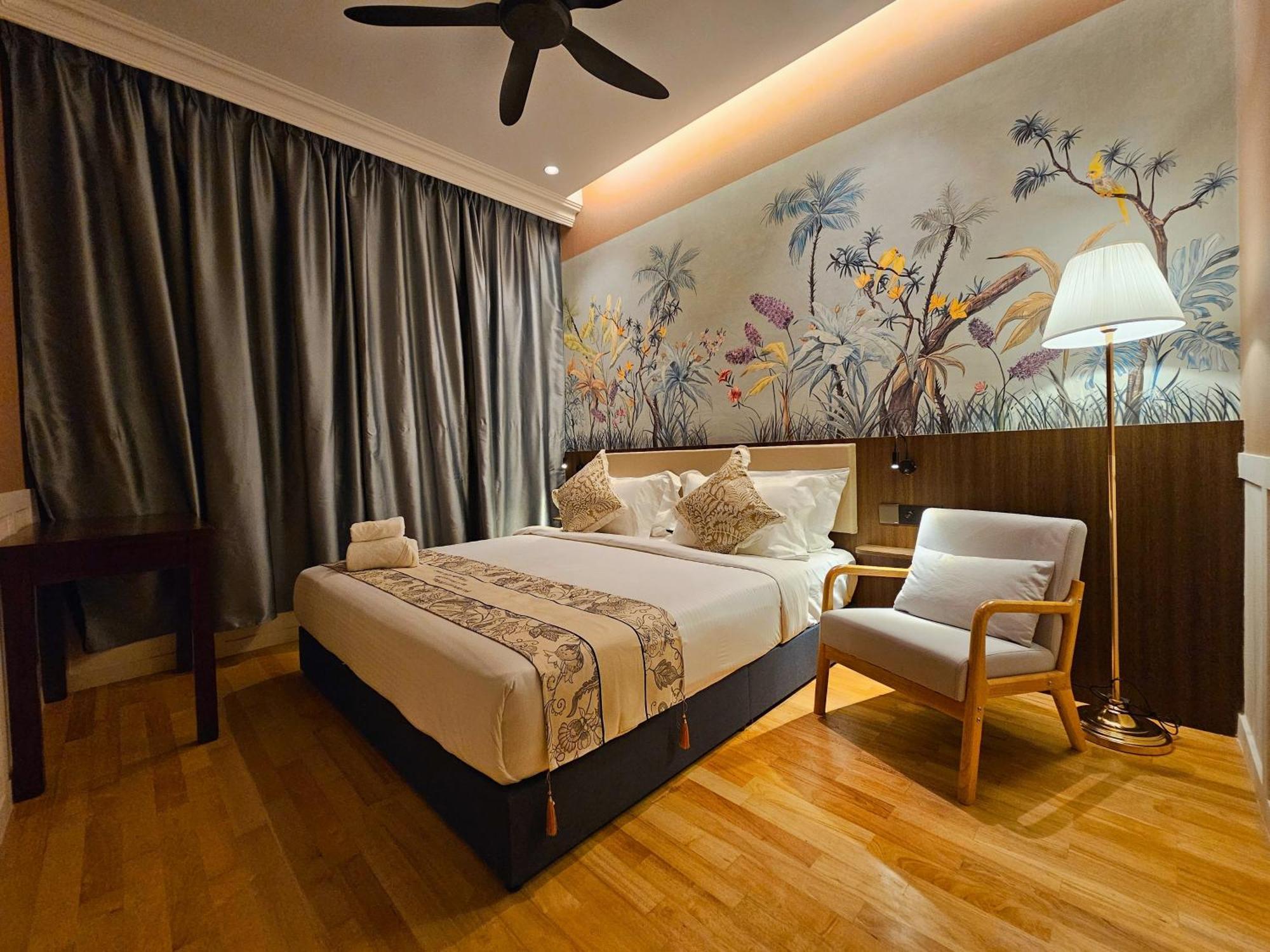 The Palm Suite At Lava Mansion George Town Kültér fotó