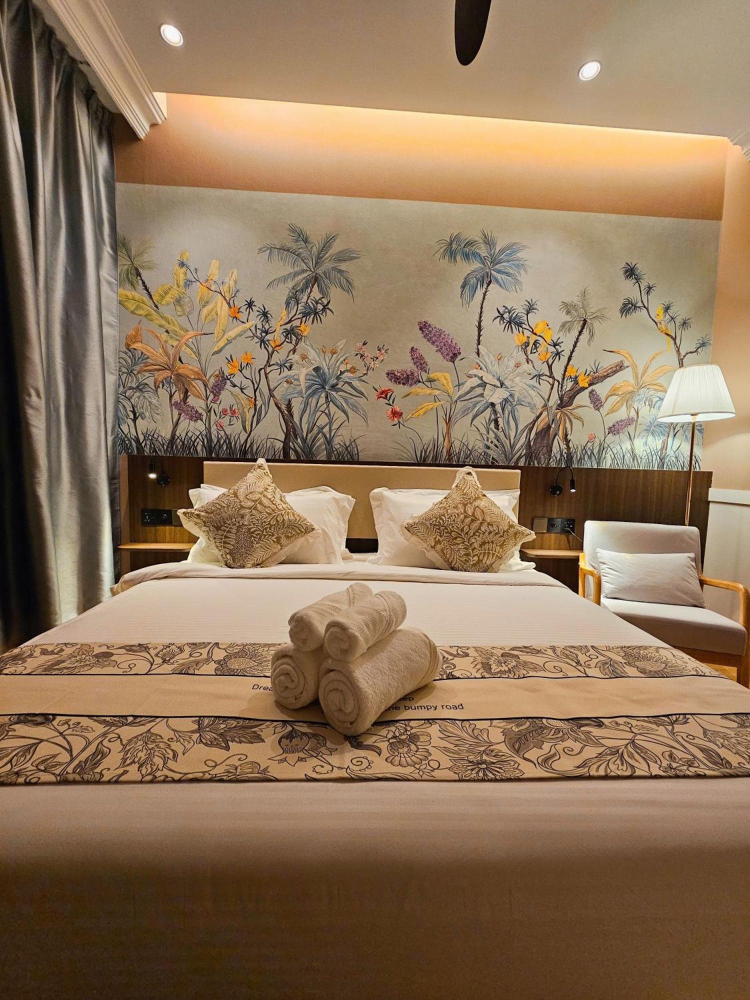 The Palm Suite At Lava Mansion George Town Kültér fotó
